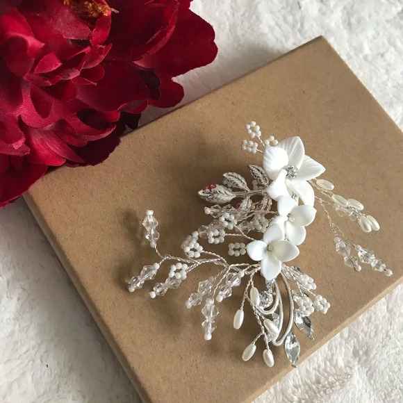 Stunning Pearl Barrette Flower Crystal - Picture 6 of 12